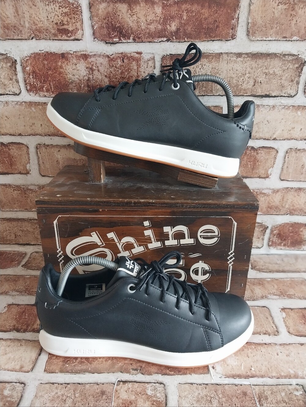 Pre-owned Kuru Roam Classic Court Sneakers